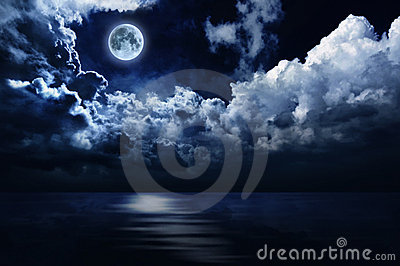 Romantic Full Moon And Night Sky Over Water Royalty Free Stock Image