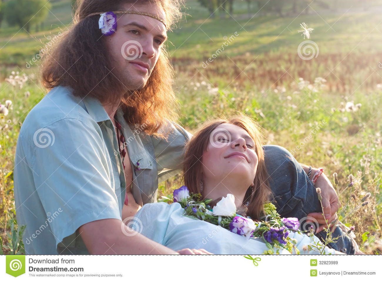 Couple Sunlight Enamoured Hippie Royalty Free Stock Images   Image