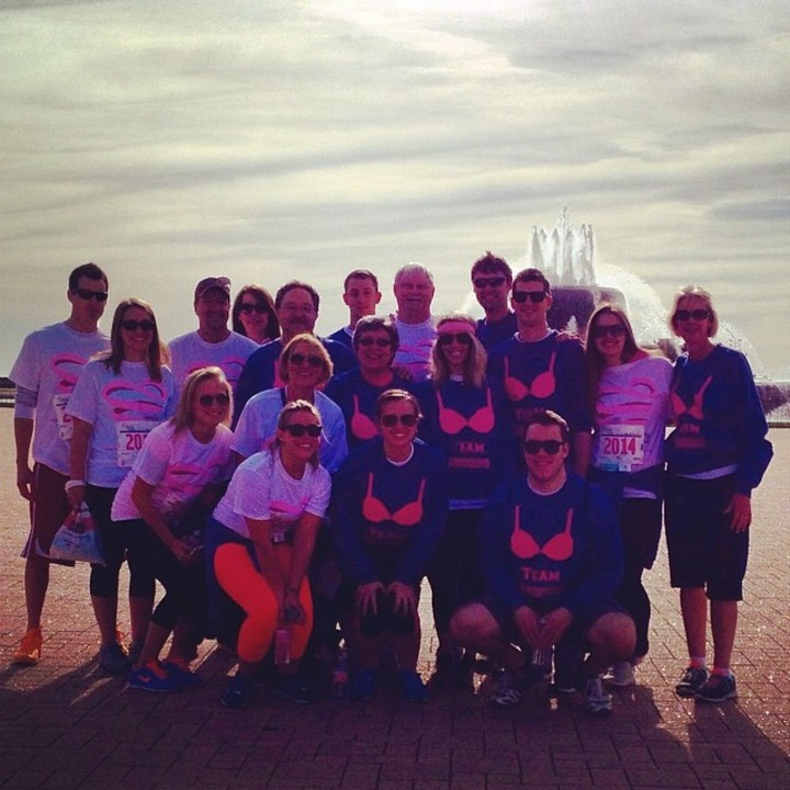 The Brubaker S Participate In Susan G  Komen S Breast Cancer Race For