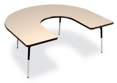     Horseshoe Shaped Table All Reading The Same Book Learning To Read