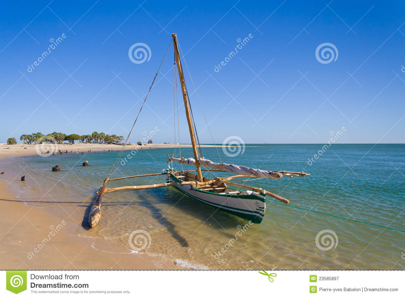Outrigger Canoe Royalty Free Stock Photography   Image  23585897