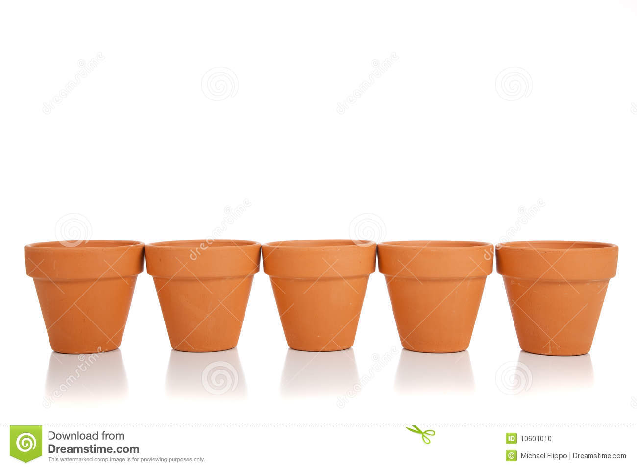 Empty Flower Pot Clipart Row Of Terra Cotta Flower Pots