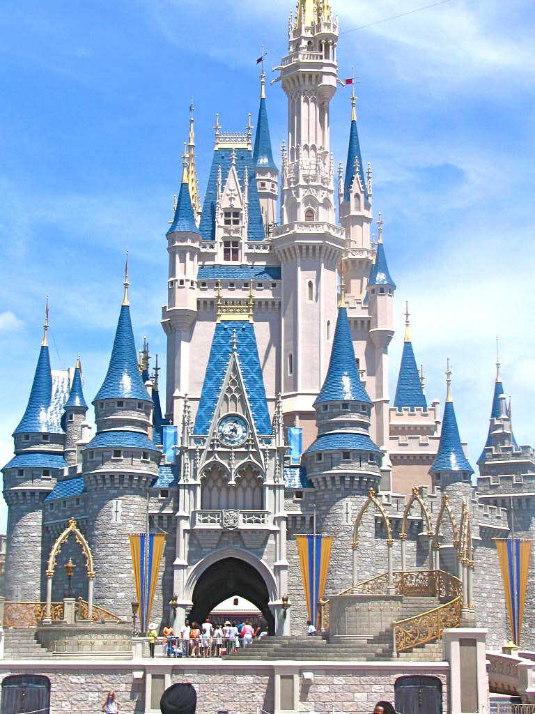 Disney World Magic Kingdom Cinderella Castle Clipart   Free Clip Art    