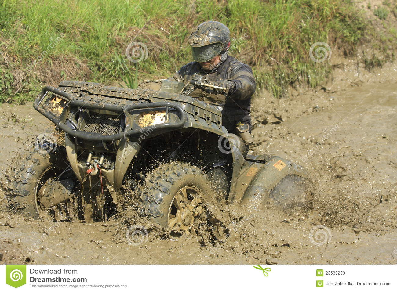 Race Four Wheeler Driver In Puddle Of Mud Editorial Image   Image