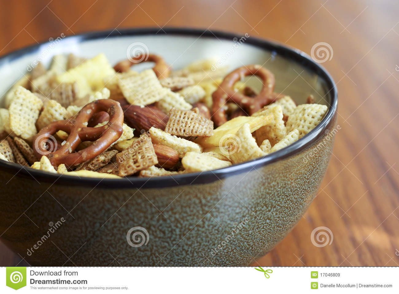Snack Mix Royalty Free Stock Images   Image  17046809