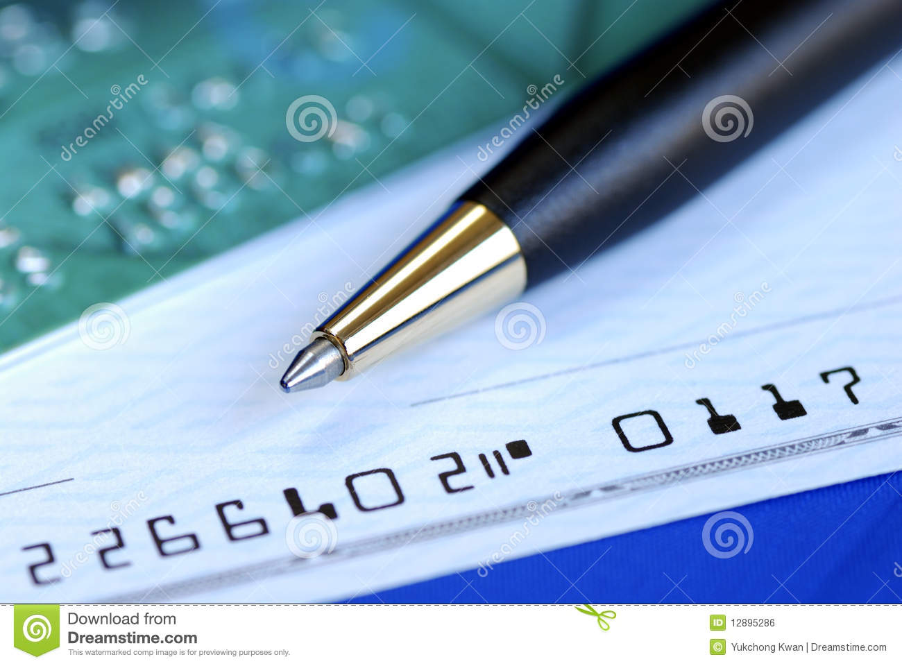 Write A Check To Pay The Credit Card Bill Royalty Free Stock Image