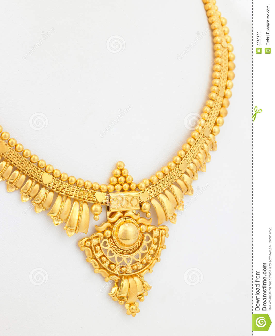 Gold Chain Necklace Clipart Short Gold Necklace In White