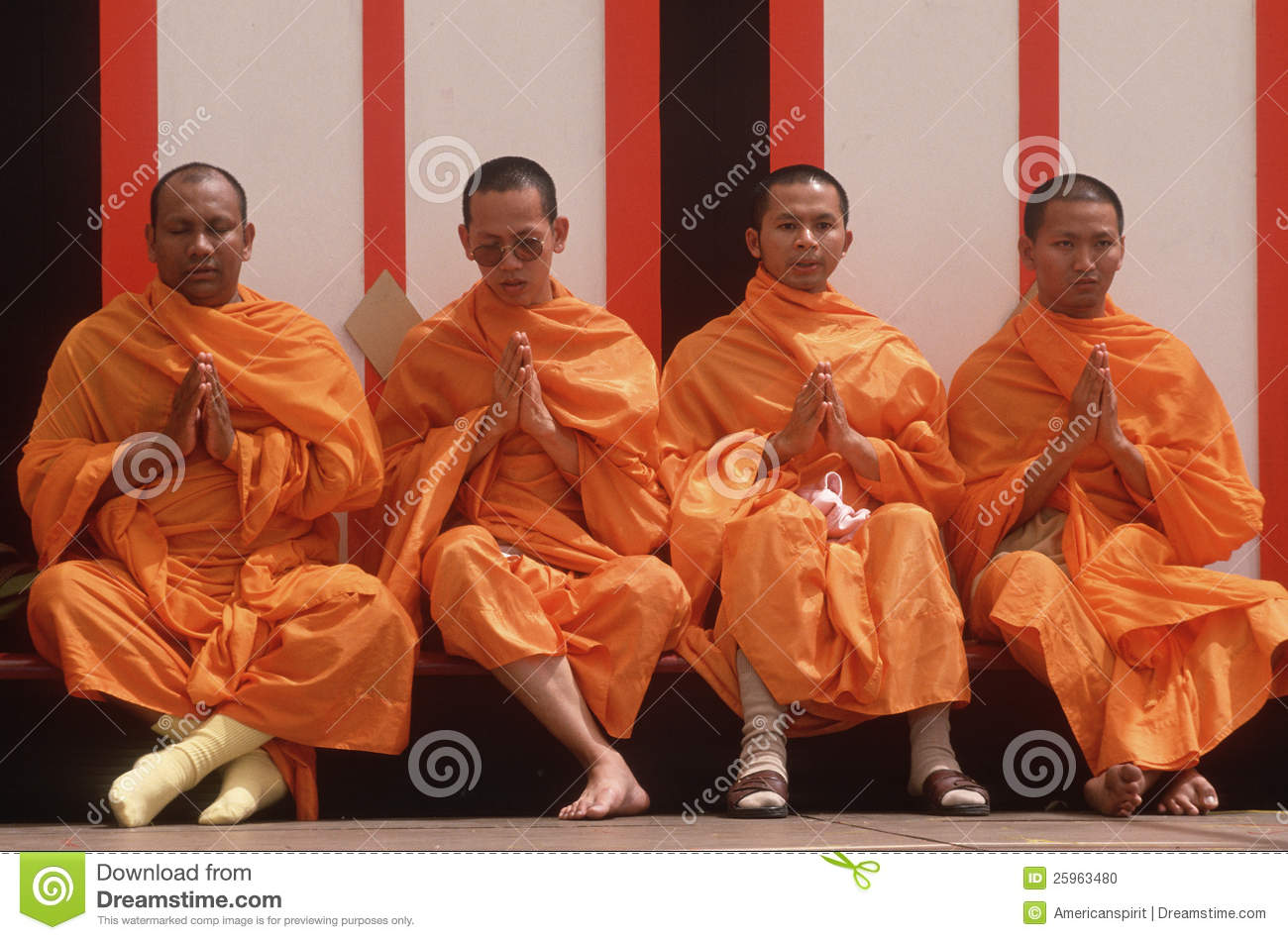 Four Buddhist Monks Meditating Lotus Festival In Echo Park Los    