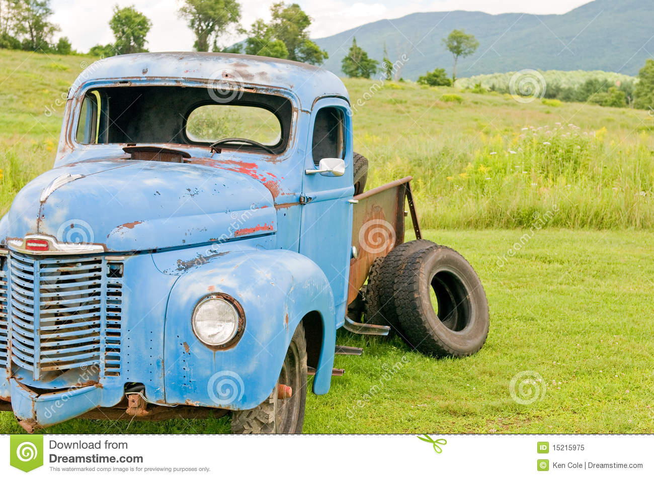 Old Junk Farm Truck Royalty Free Stock Photo   Image  15215975