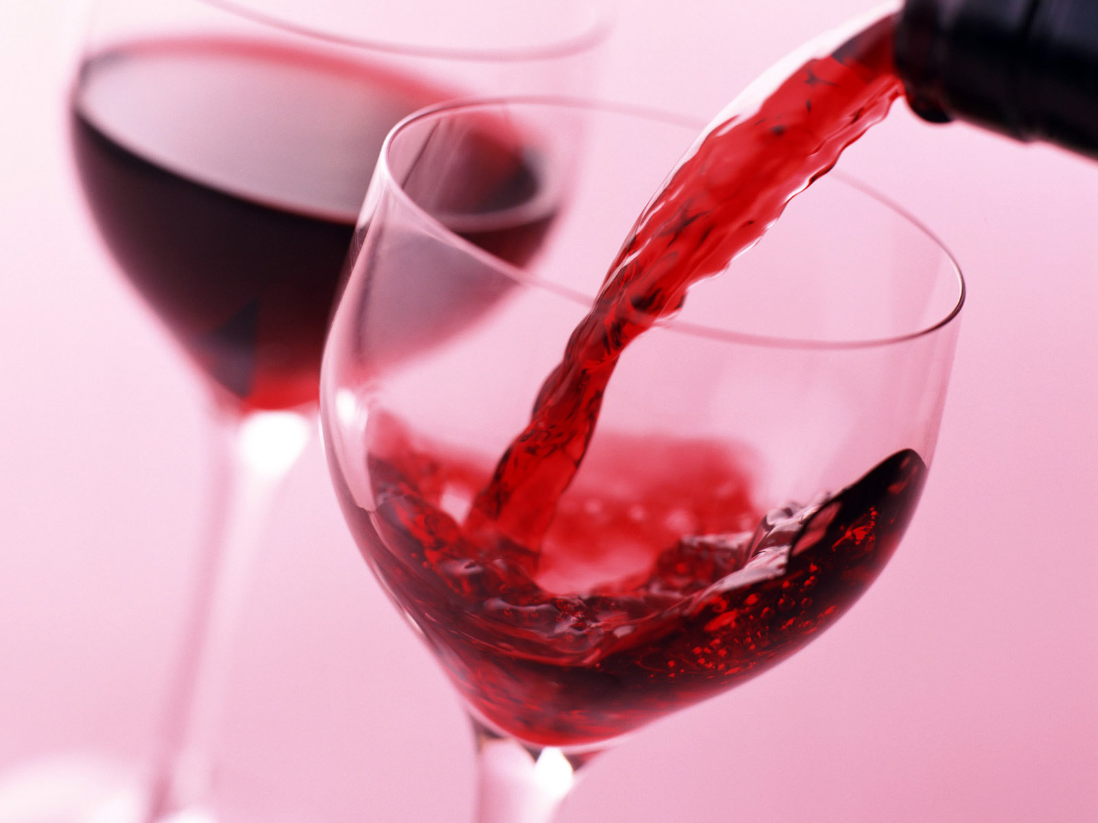 Red Wine Has No Special Protective Qualities Say Health Experts