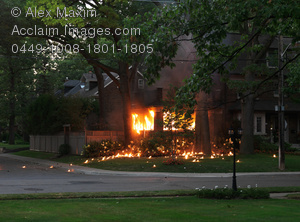 Pictures Burning House Clipart   Burning House Stock Photography