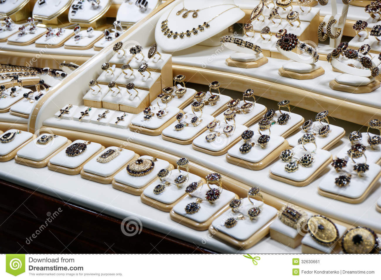 Garnet Jewelry Shop Stock Image   Image  32630661