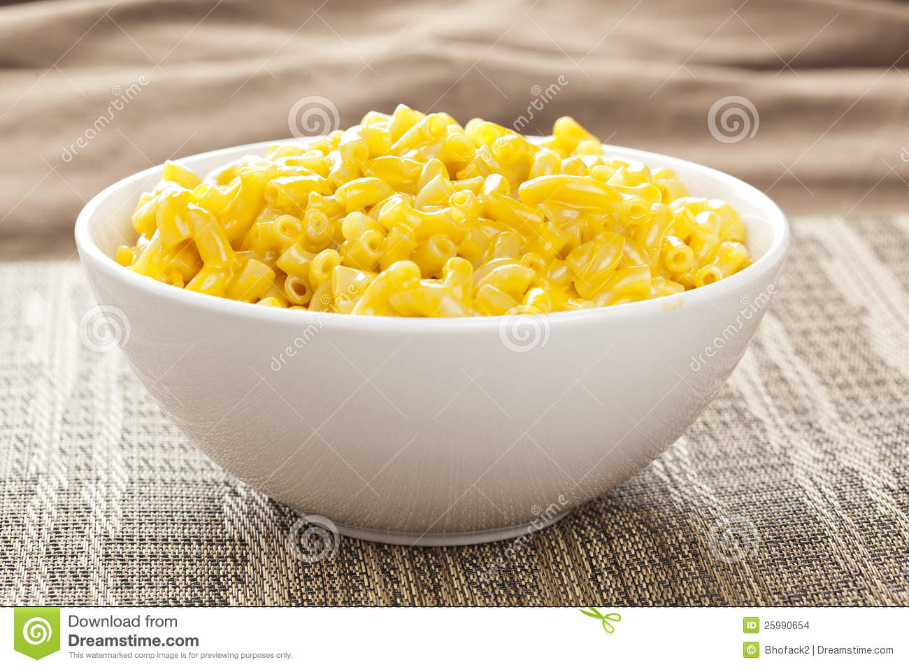Macaroni And Cheese In A Bowl Stock Images   Image  25990654