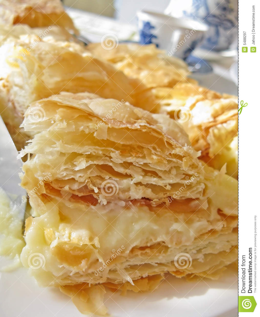 Pastry Clipart Puff Pastry With Cream