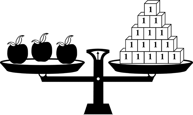 Balance With Apples And Blocks   Clipart Etc