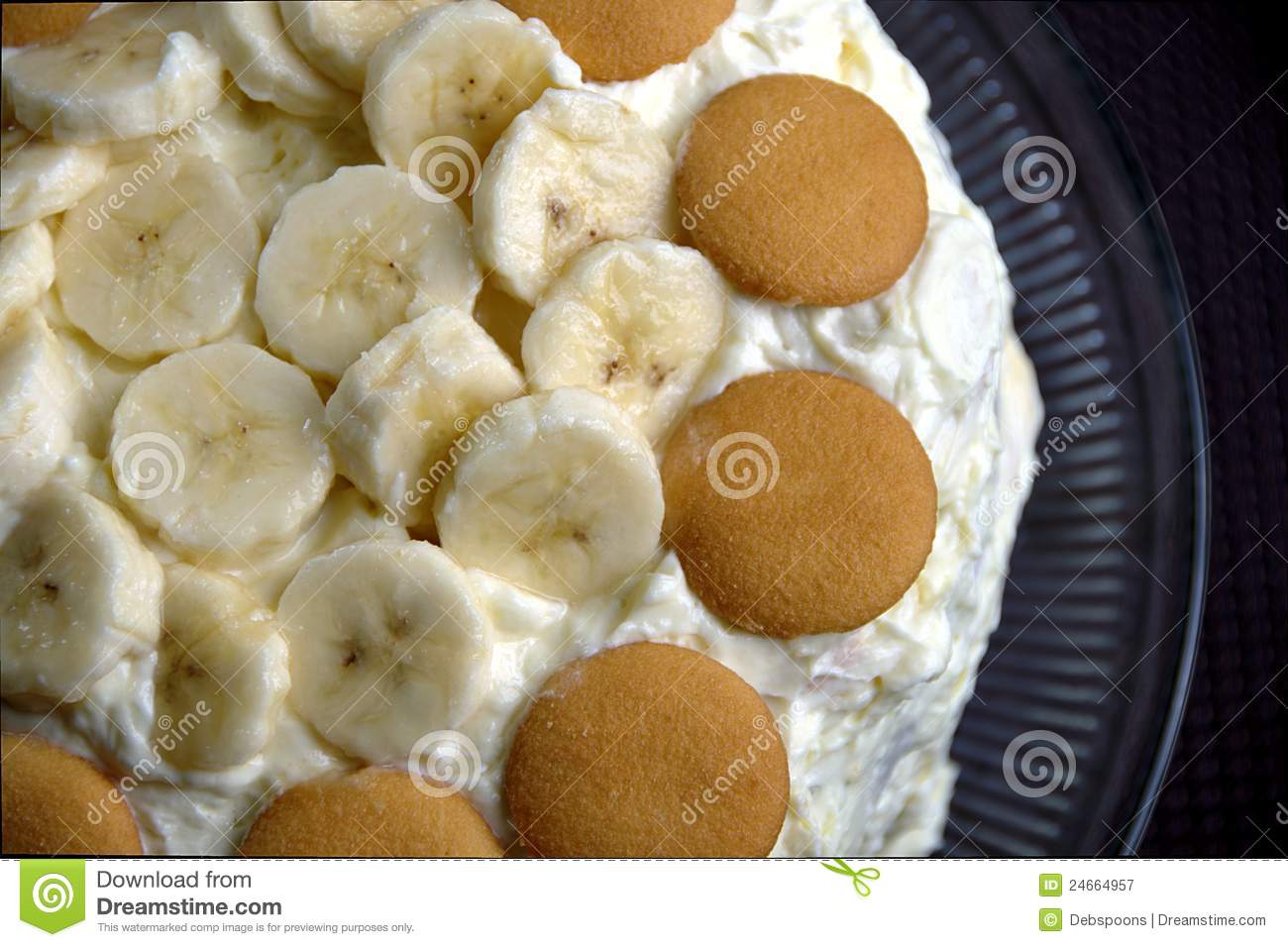Rich Dessert With Banana Cake Banana Pudding And Vanilla Cookies In 2    
