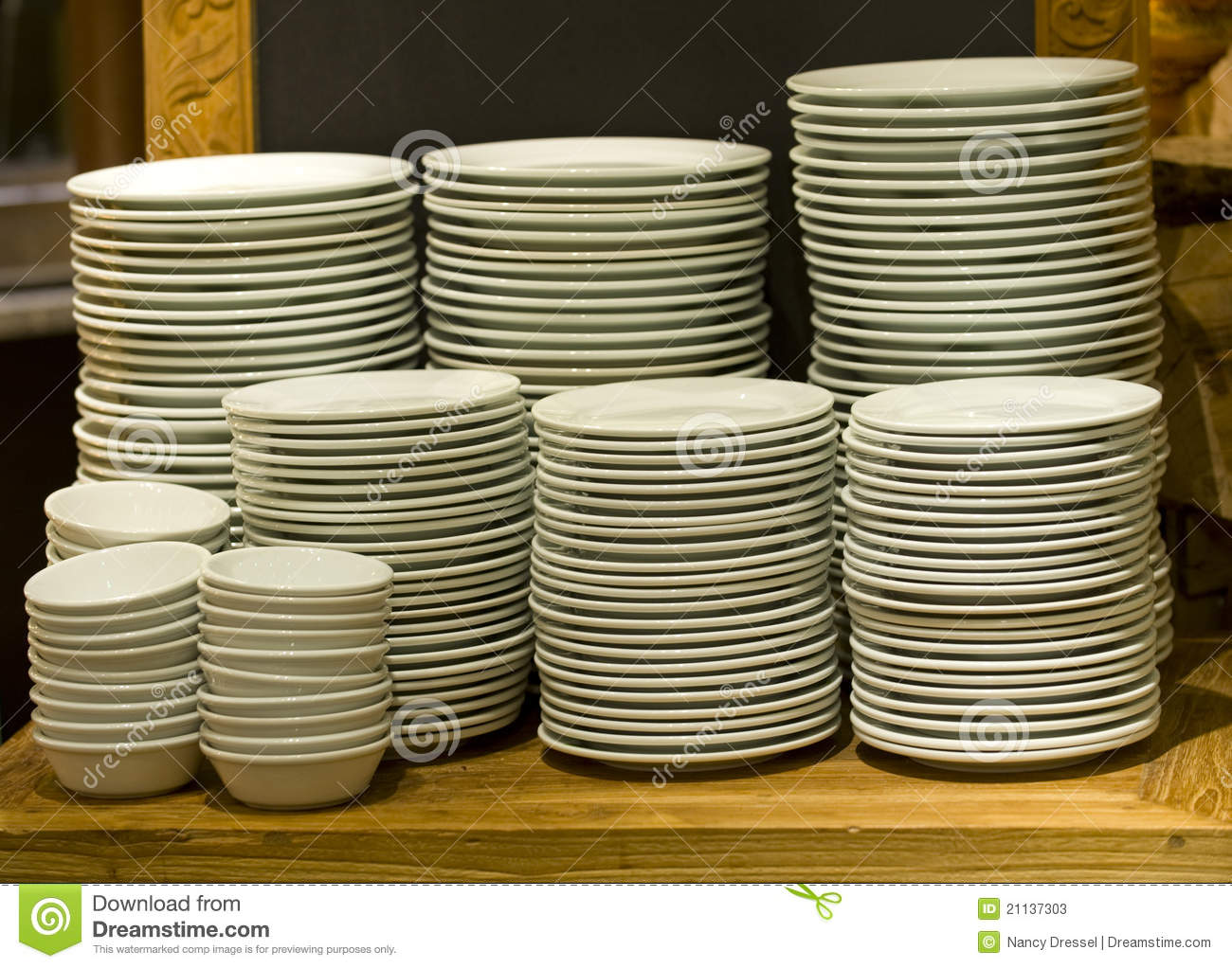 White Plates Stacked Stock Photos   Image  21137303