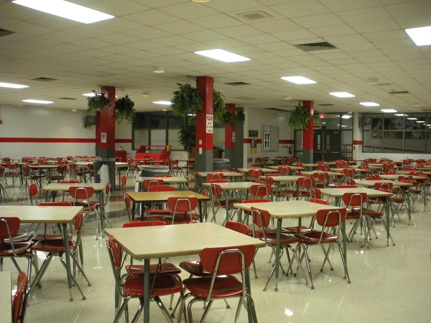 Displaying 18  Images For   High School Lunchroom