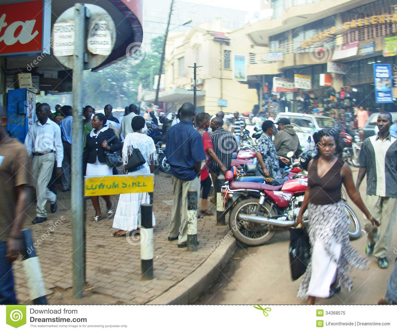 Busy Main Street People Shopping Kampalauganda Editorial Image    