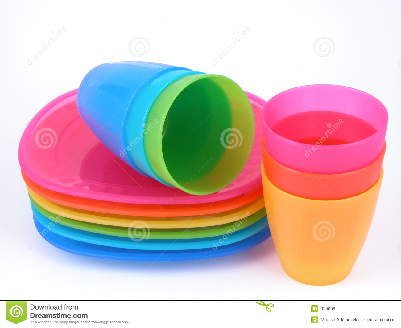 Plastic Cups And Plates Royalty Free Stock Photos   Image  829008