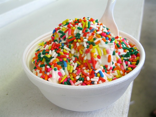 Displaying  17  Gallery Images For Ice Cream With Rainbow Sprinkles   