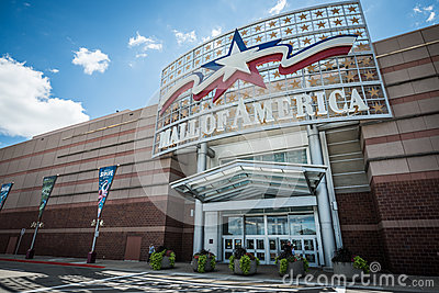 Minneapolis Mn   July 28  Mall Of America Main Entrance On July 28