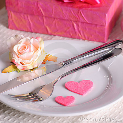 Valentine S Dinner Waitnig For Couple Present And Candle Included
