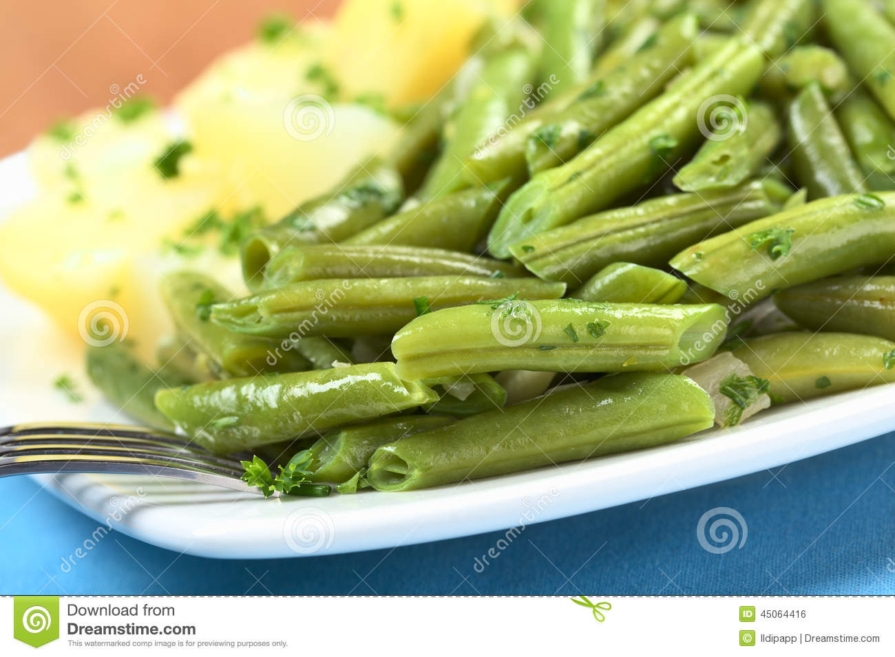 Cooked Green Beans With Onion And Parsley With Cooked Potato In The    