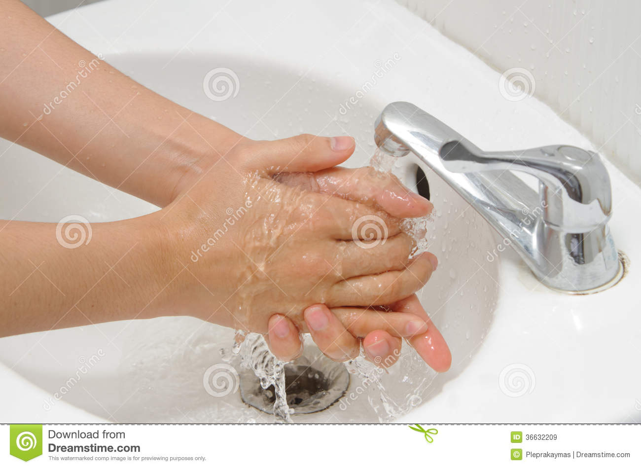 Washing Hands Under Flowing Tap Water Royalty Free Stock Images    
