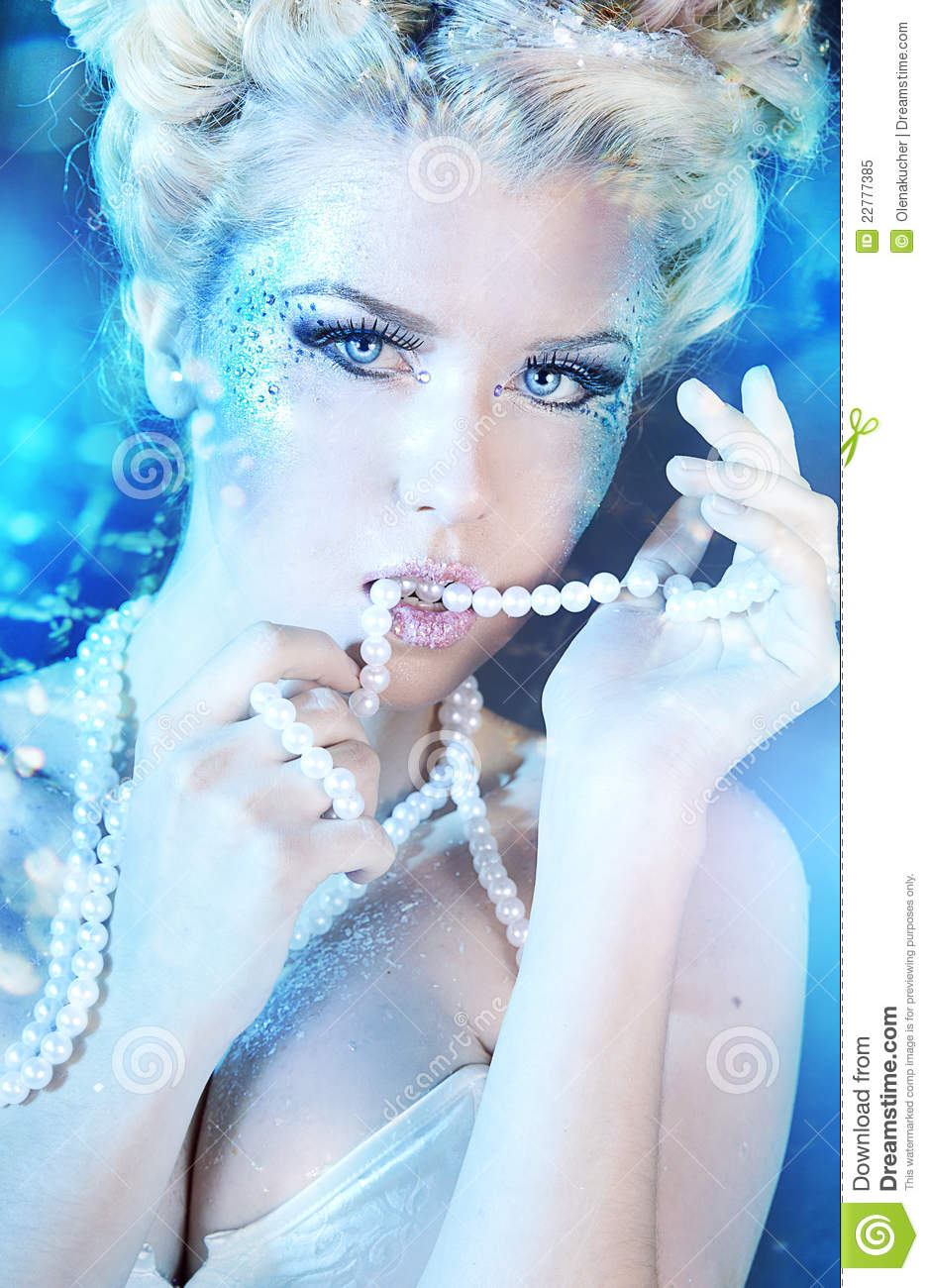 Portrait Of The Snow Queen Royalty Free Stock Photo   Image  22777385