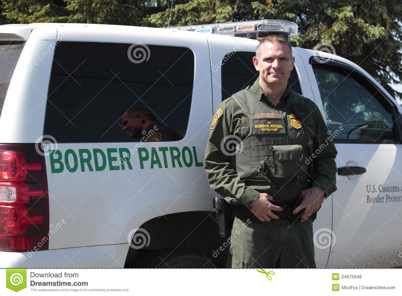 Border Patrol Officer Editorial Photo   Image  24975646