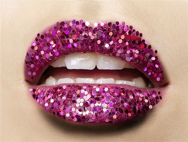 Makeup Majesty  Eye Candy   Glitter Lips