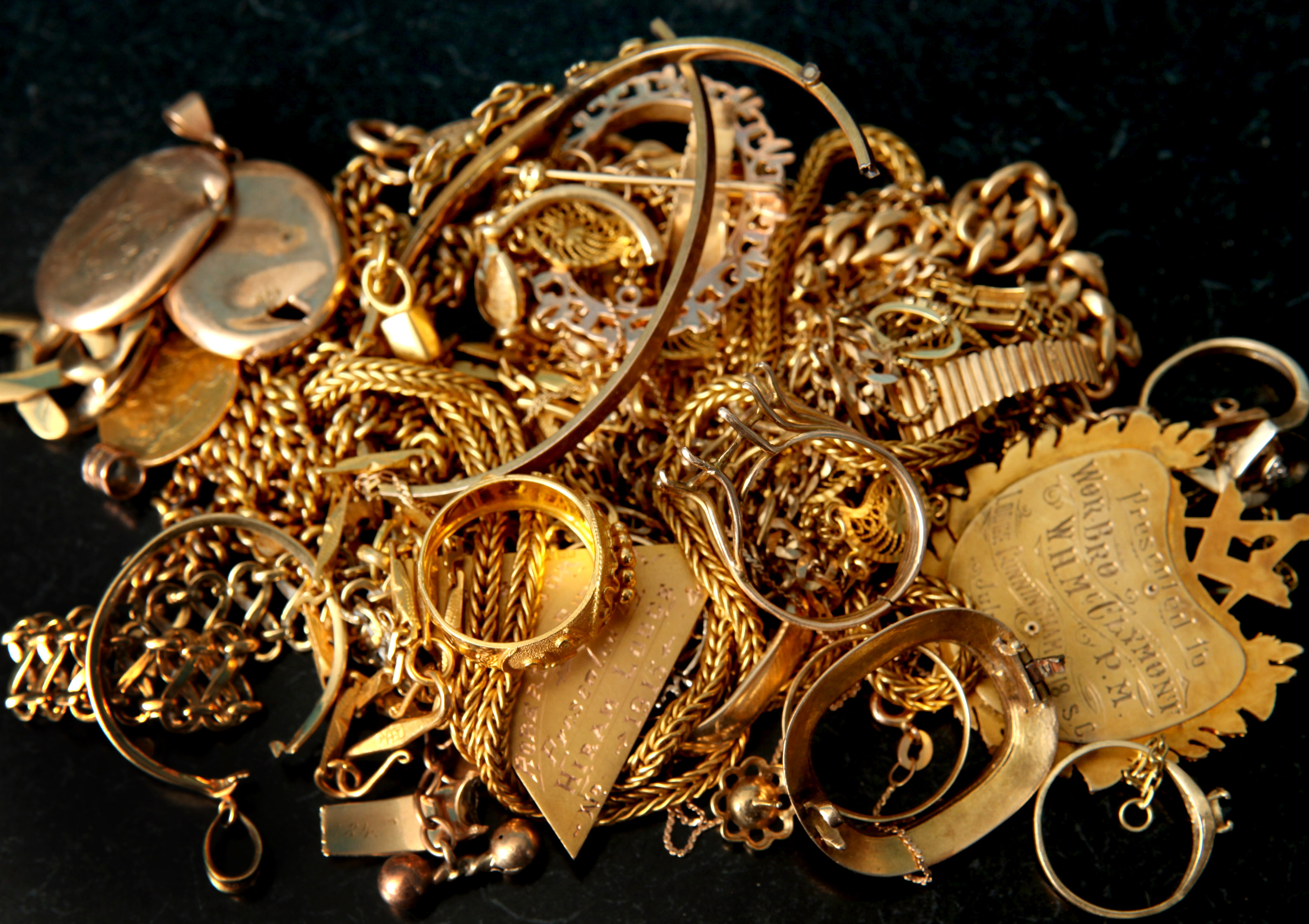 Get The Best Price For Your Scrap Gold Jewellery With Pmt Refinery