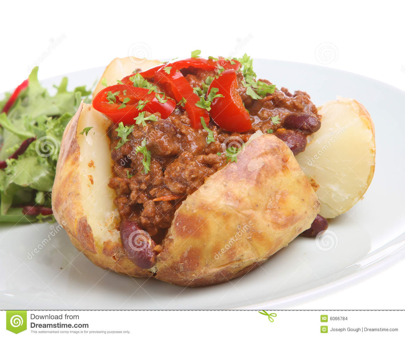 Baked Potato With Chilli Stock Images   Image  6066784