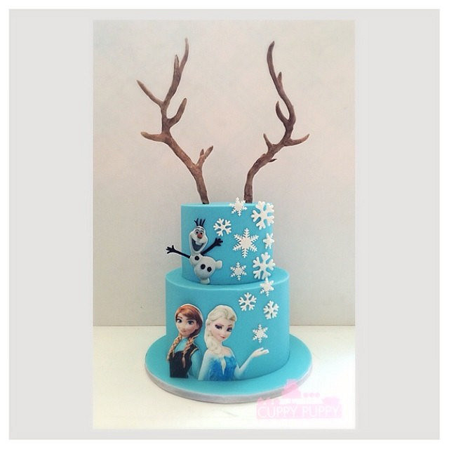 Snap Frozen Themed Birthday Cake Flickr Photo Sharing On Pinterest Rss