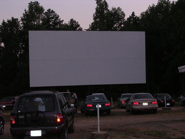 Drive In Movie Screen The Sunset Drive In In Shelby