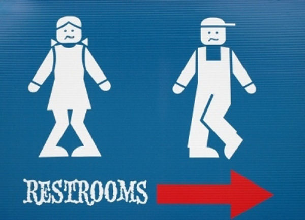 20 Hilarious Toilet Signs   Just Have Fun Enjoy Life