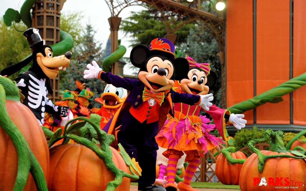 Halloween Graphics Halloween Time Disney Halloween Disneyland Trip