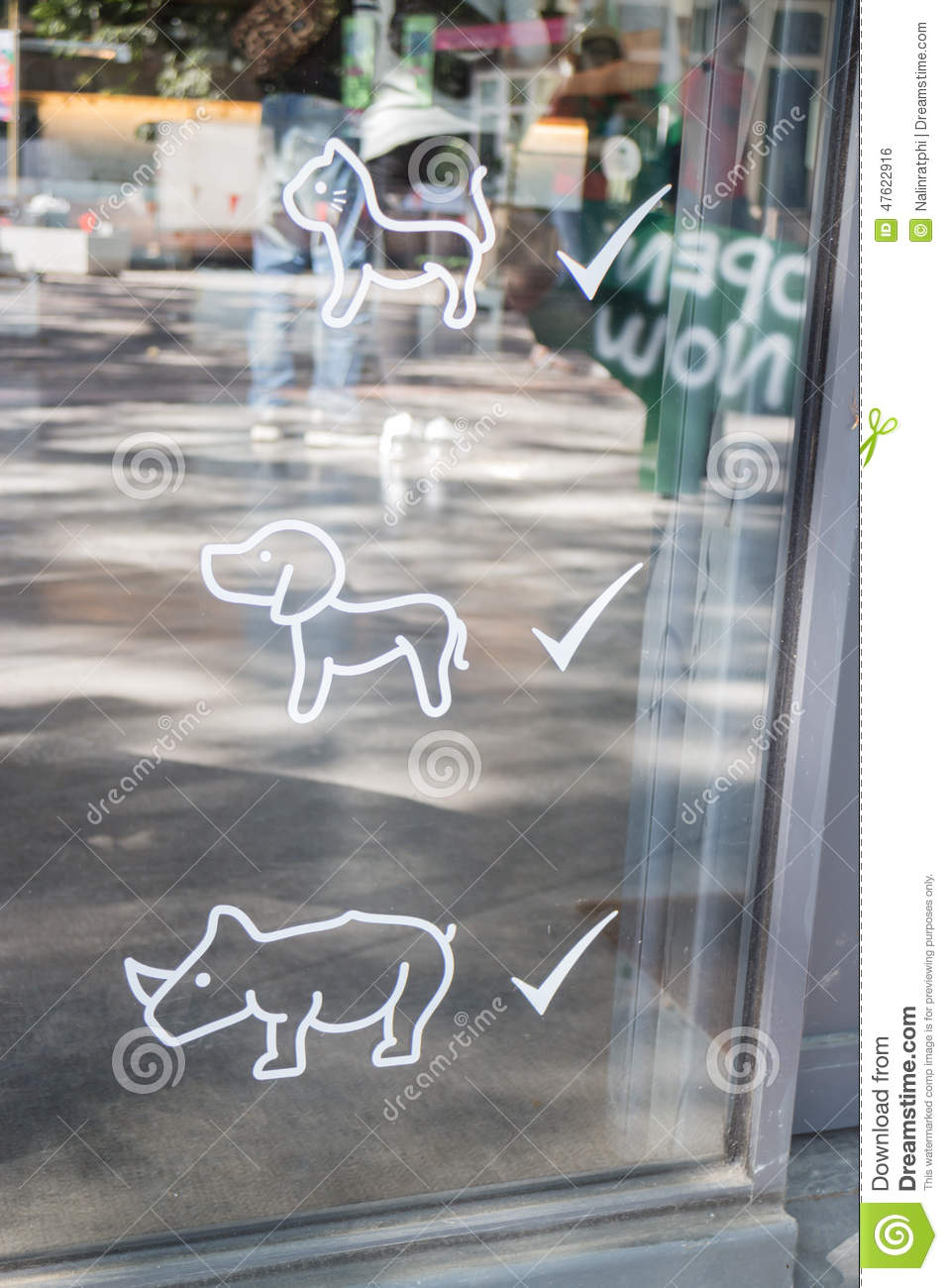 Friendly Pets Allowed Entry Sign Stock Photo Mr No Pr No 1 37 0