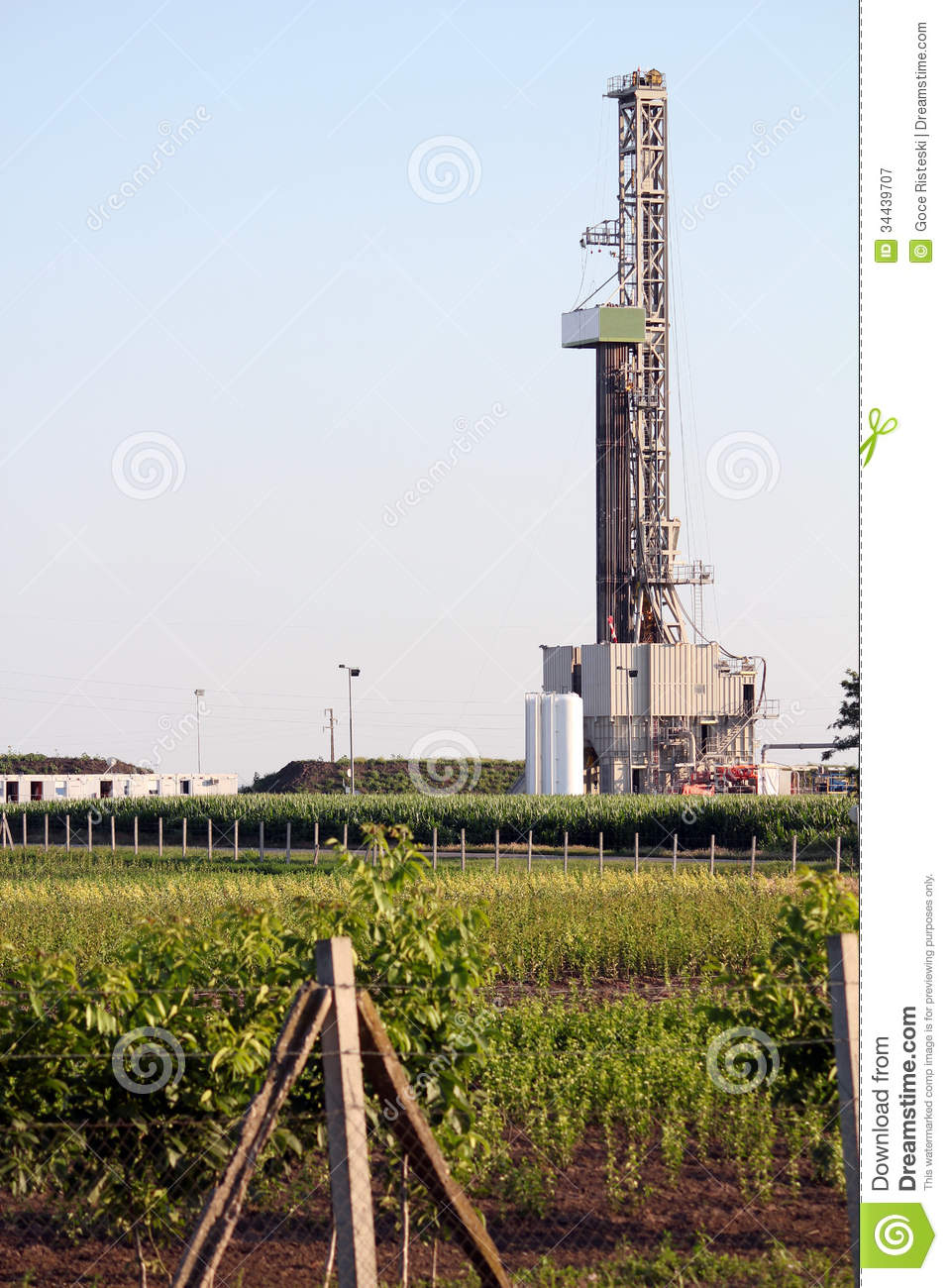 Oilfield With Oil Drilling Rig Royalty Free Stock Photography   Image