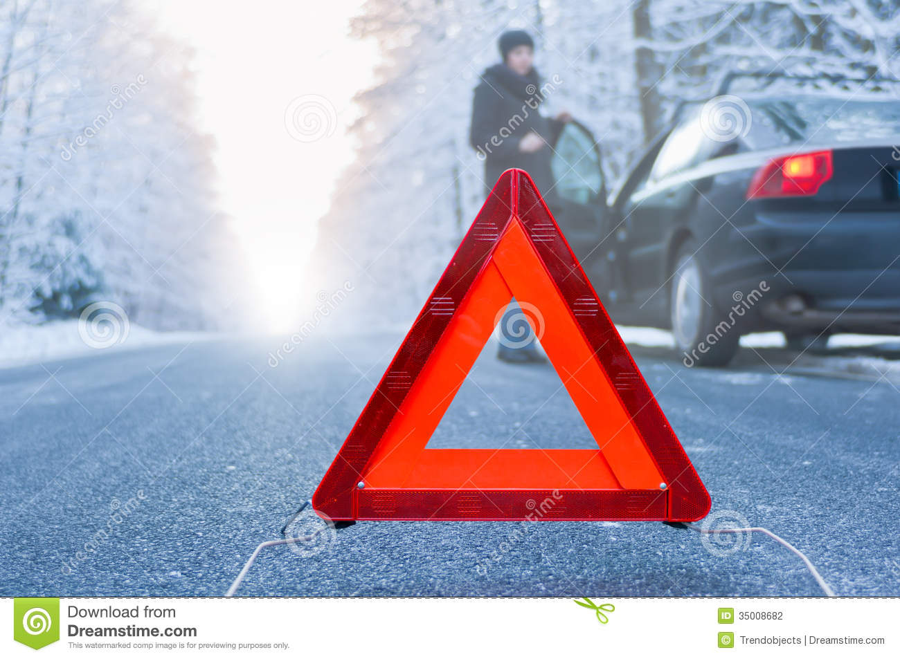Winter Driving   Car Breakdown Stock Photography   Image  35008682