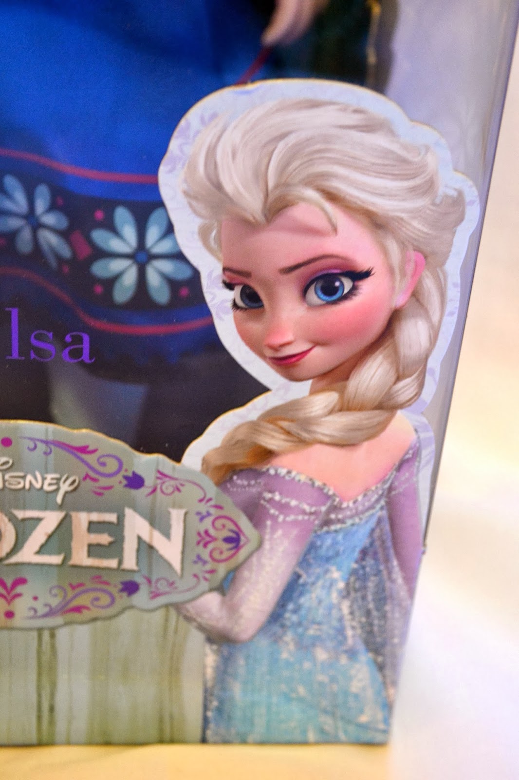 Anna And Elsa Are Packaged In Slim Boxes That Have A Similar Design To