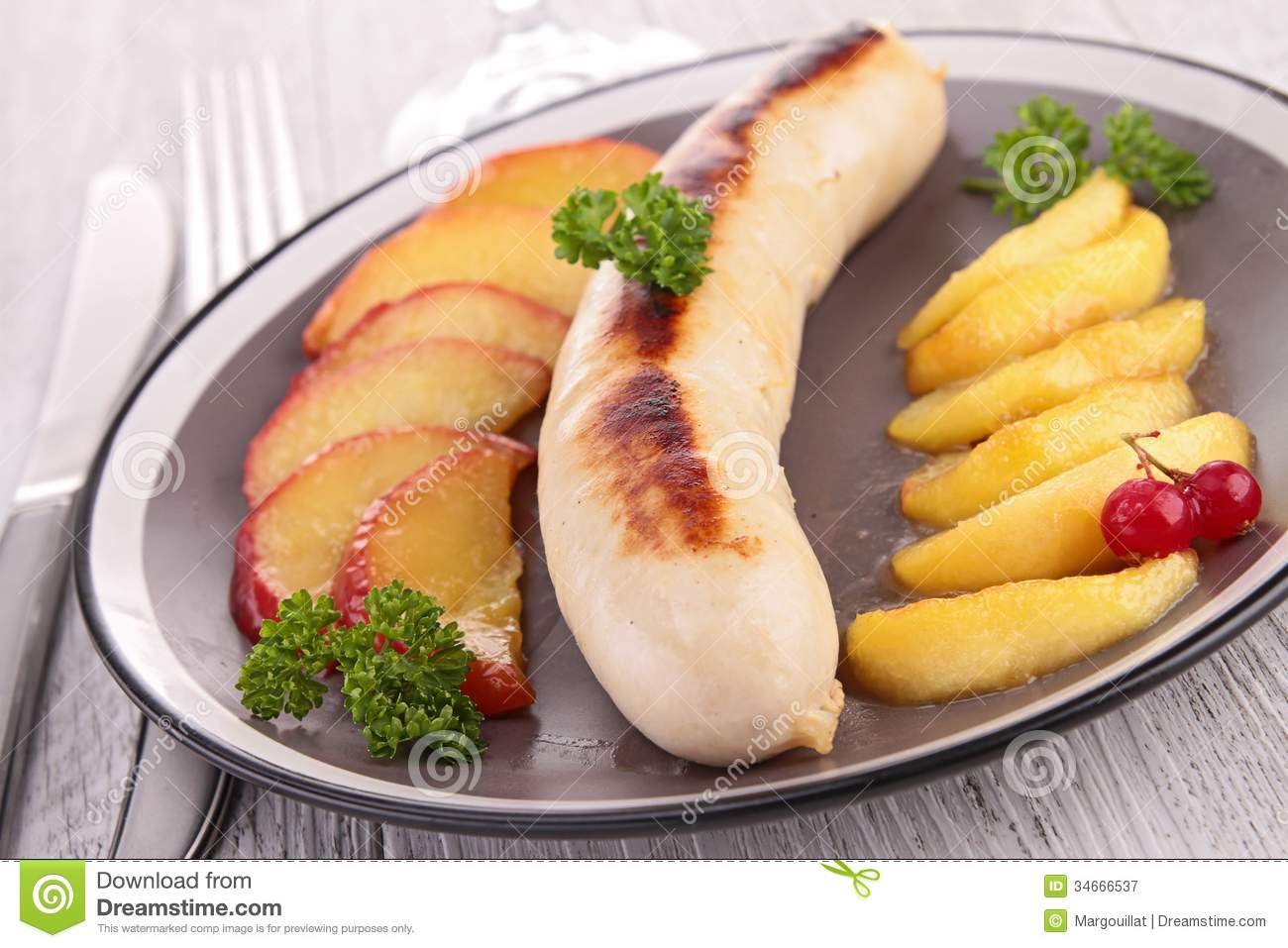 White Pudding And Apple Royalty Free Stock Photography   Image    