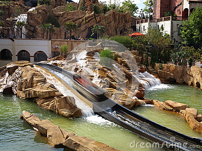 Chiapas  A Water Ride In Mexican Scenery   With A Boat Speeding Over A