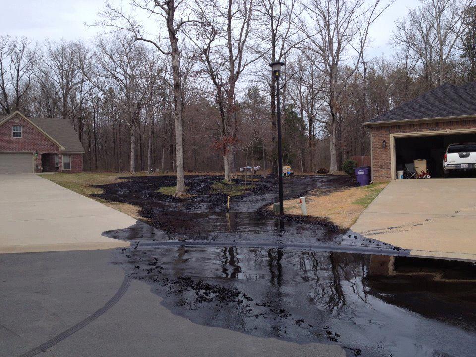 Oil Running Down The Road Oil Pipeline Spill In Mayflower Arkansas