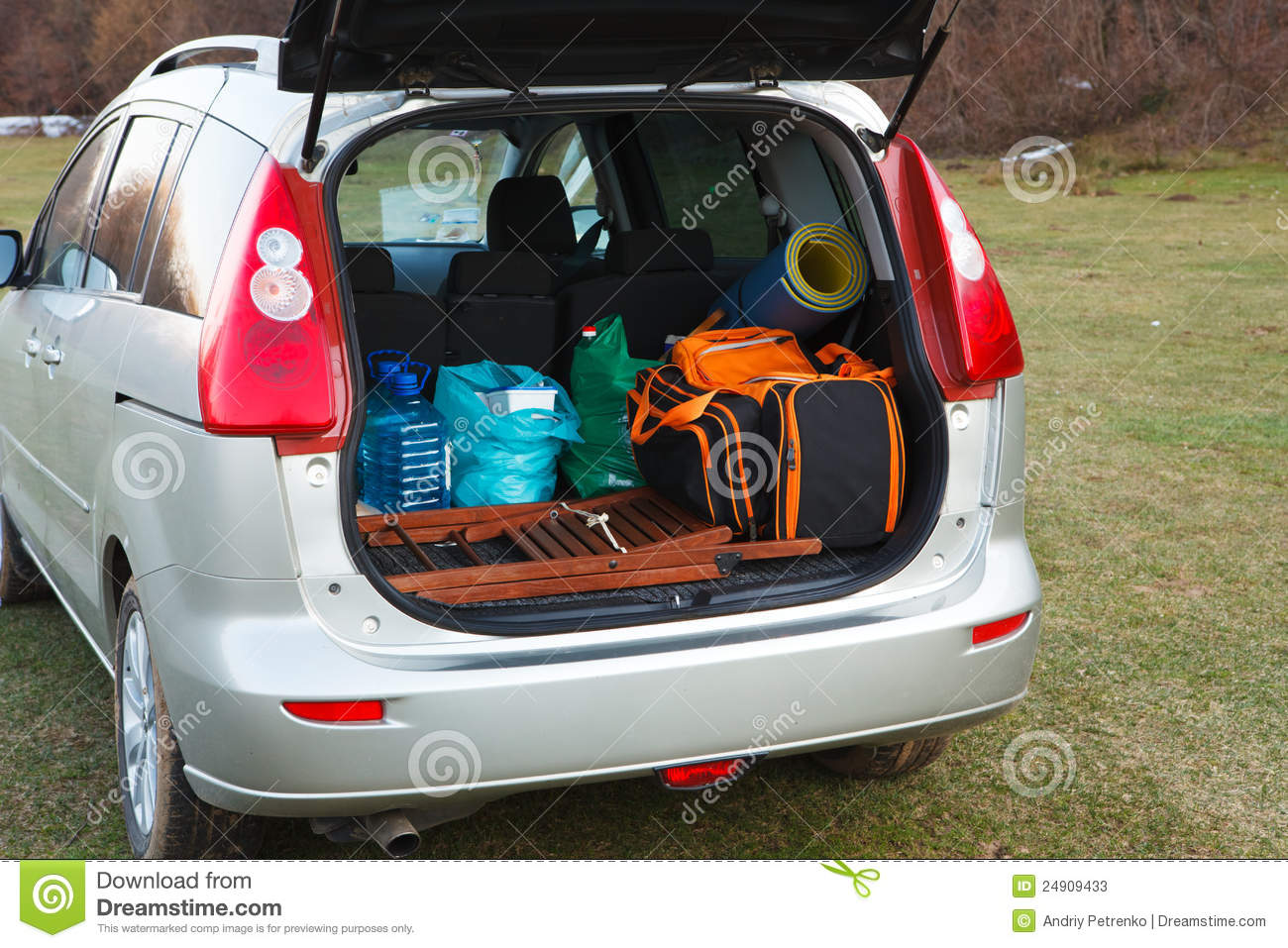 Car Loaded With Open Trunk And Luggage Stock Photos   Image  24909433