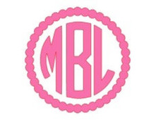Circle Monogram Decal With Scallope D Pearl Frame