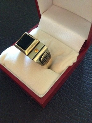 Ups  United Parcel Service 10k Gold Award Ring  A Rare 20 Year    