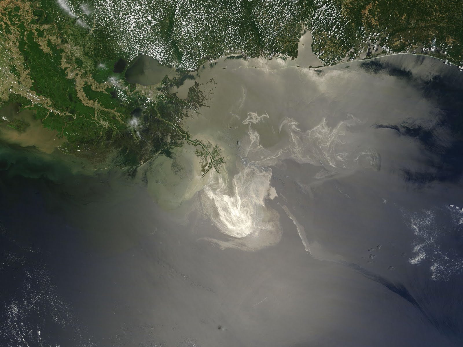     And Images  Deepwater Horizon Bp Oil Spill Slick Satellite Image