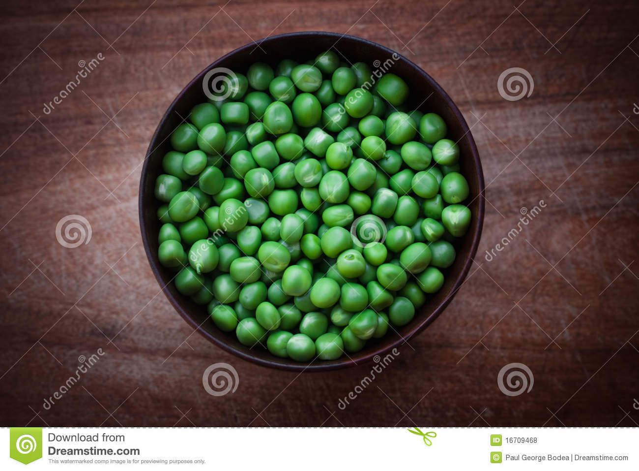 Bowl Of Fresh Peas Royalty Free Stock Photos   Image  16709468